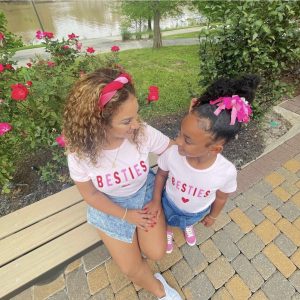 “Besties” Screen T